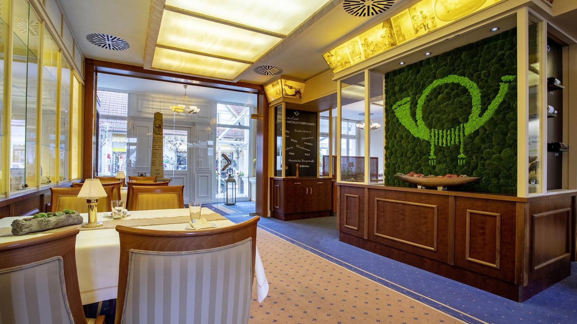 Zur Post - Ein Rovell Hotel